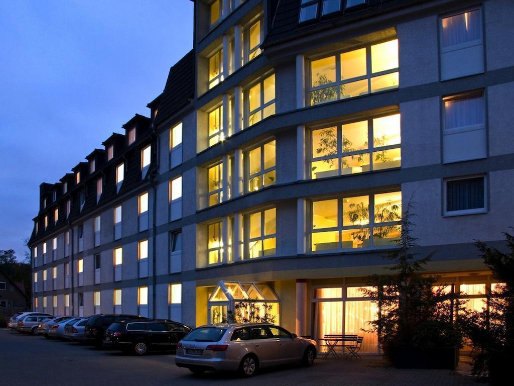 Hotel Mardin Hoppegarten Kültér fotó